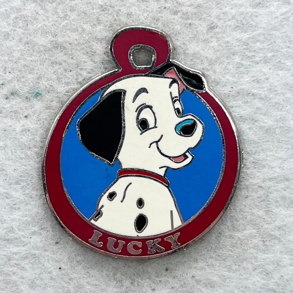 🔮 5/$25 Disney Dogs & Cats 101 Dalmatians Lucky ID Tag Pin